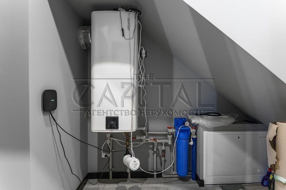 Пропонується в оренду сучасній сімейний будинок у Княжичах 190м2