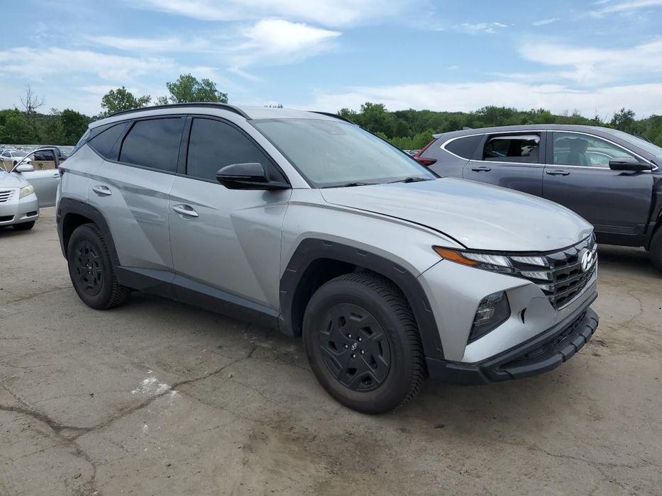 Hyundai Tucson / 4x4 / Najbogatsza wersja / Niski przebieg /