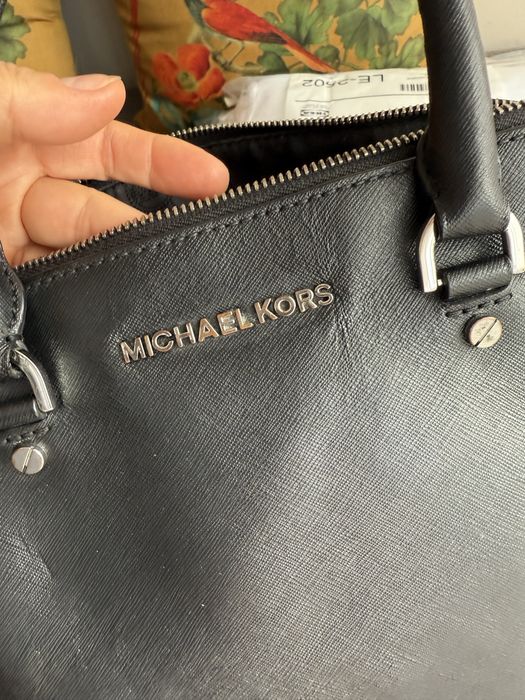 Mala Michael Kors
