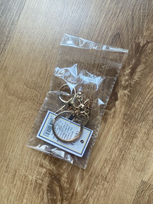 Uroczy breloczek przywieszka baletki z kryształkami charms keychain