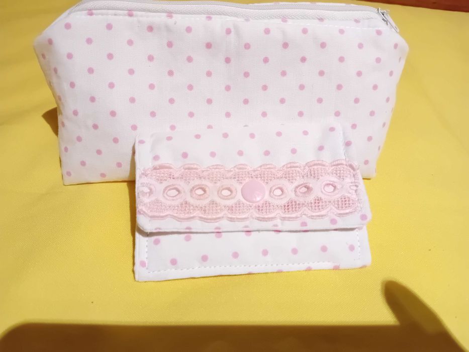 Estojo + carteirinha