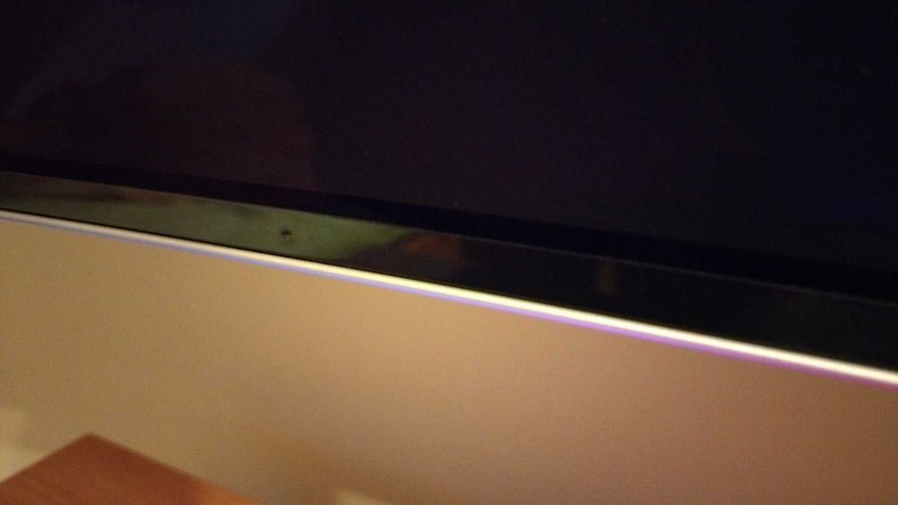 Samsung Odyssey G93SC OLED 49" z uchwytem na blat