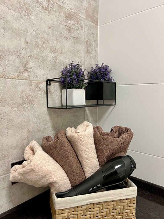 Центр. 3 кімнати. Озеро та парк. Власник. Звітні документи