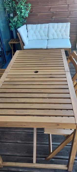Conjunto exterior jardim( mesa, sofá, banco e cadeiras)