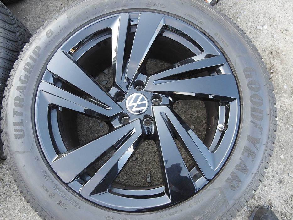 4xAlu VW 20'' 5x112 9J ET33  AUDI Q7 Q8 760 Oryginał Super stan TPMS