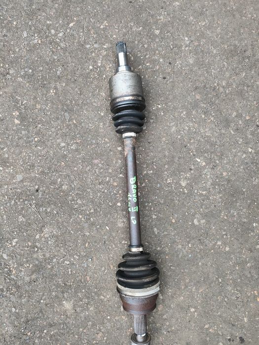 Fiat Bravo 2 II półoś lewa 1.4 16V