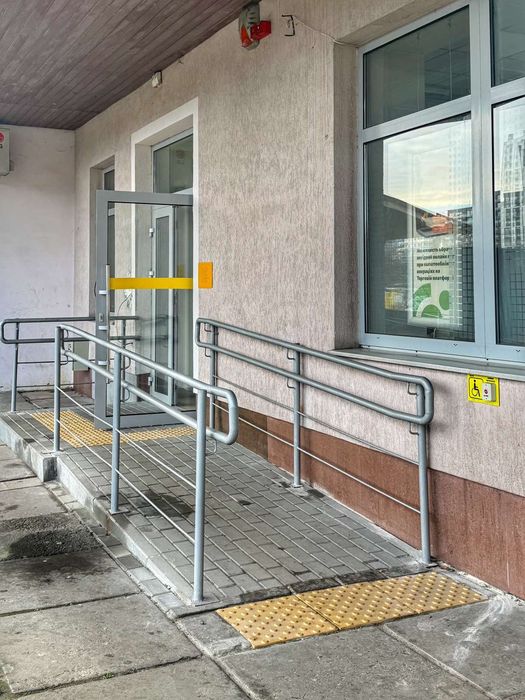 Оренда Комерційне приміщення від власника 233 м.кв