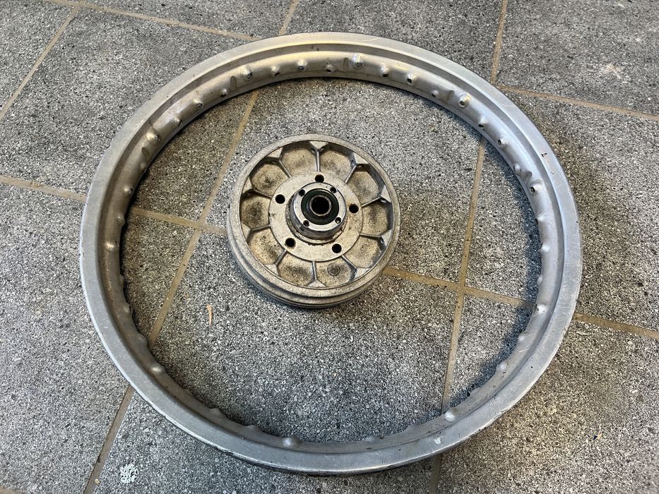 Koło przednie r90s. R75/6 r90/6 1975 R80 R100