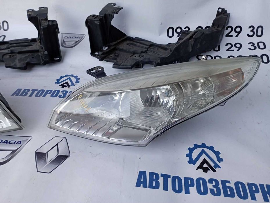 Фара Ліва/Права RENAULT MEGANE 3