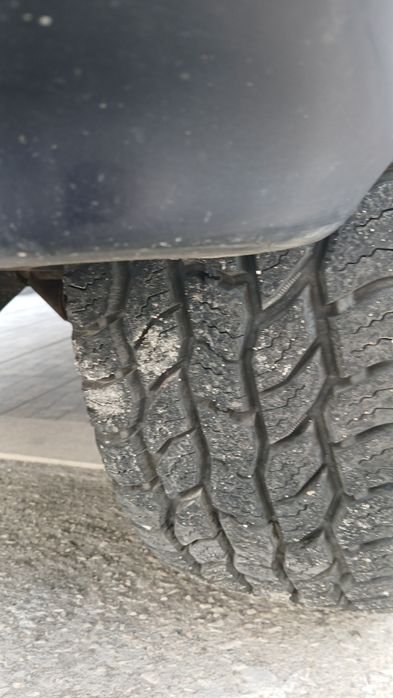 Jeep cherokee 2.5442992945477734404