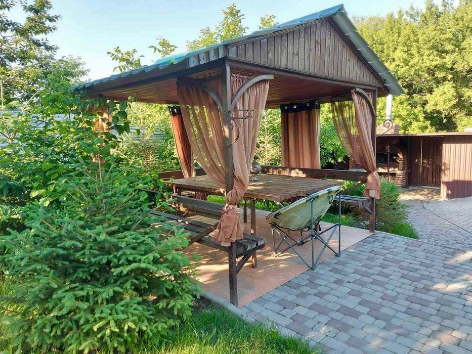 Продам уютный дом 246 м2 со своим выходом к речке в Новоалександровке