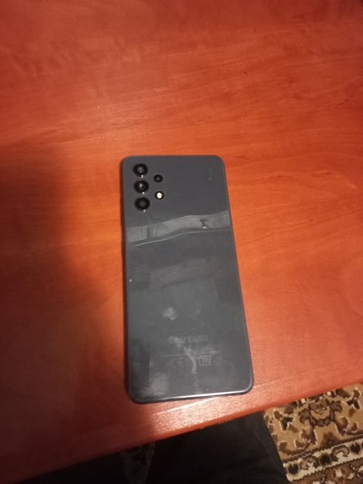 Продам телефон самсунг а 32