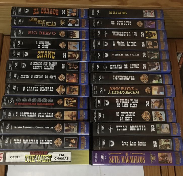 26 filmes o melhor de WESTERN VHS. WB. MGM. CIC. Entrego em mãos. Sem portes. Vendo para desocupar.