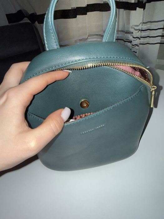 Продам рюкзак маленький