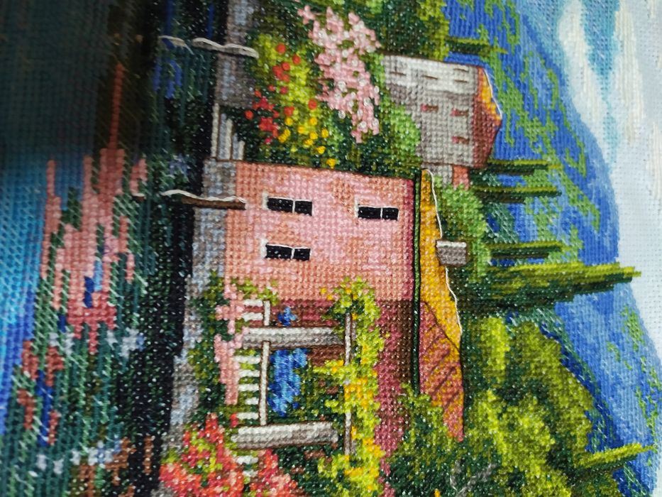 Картина вышитая крестиком. Готовая работа. Ручная работа
