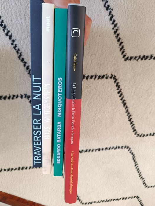 Livros exposições MAAT