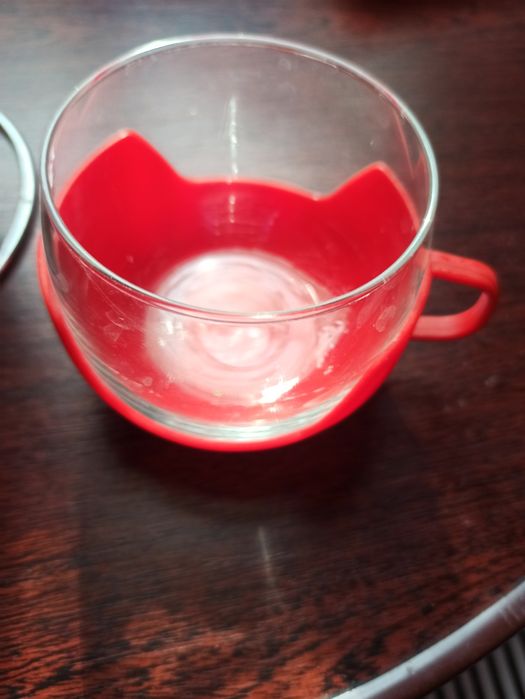 Кружки , горнятка на підставці 5 штук