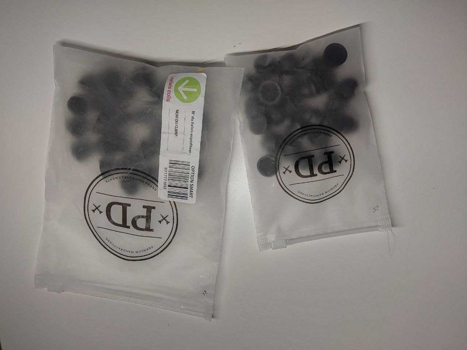 Porca de proteção. Tampas de proteção. Proteção para parafusos.