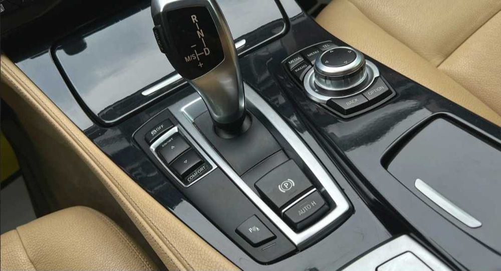 Продам BMW F10 офіціал