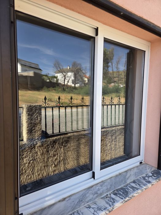 Vendo  Janelas optimo estado64186883314947121