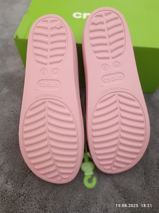 Кроксы,тапки  Crocs оригинал, новые, 40 р (26 см),41 р.(27см)