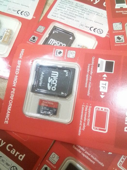 Карты памяти на 128 Гб