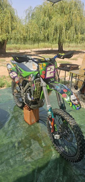 Vendo kx 250 f ano 2006 ou outro troco por moto 2t