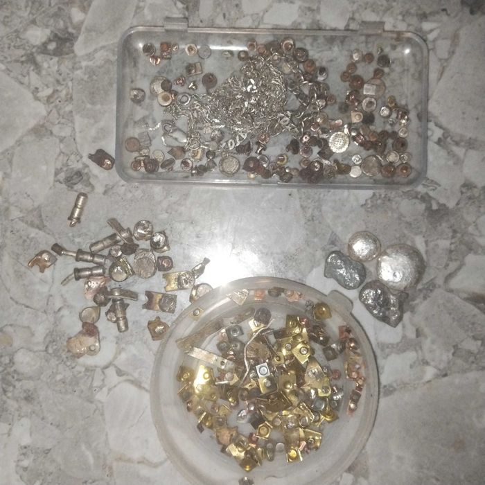 Серебро контакти