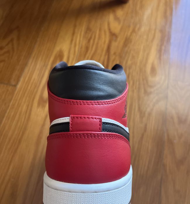 Air Jordan 1 Mid Chicago Toe 45