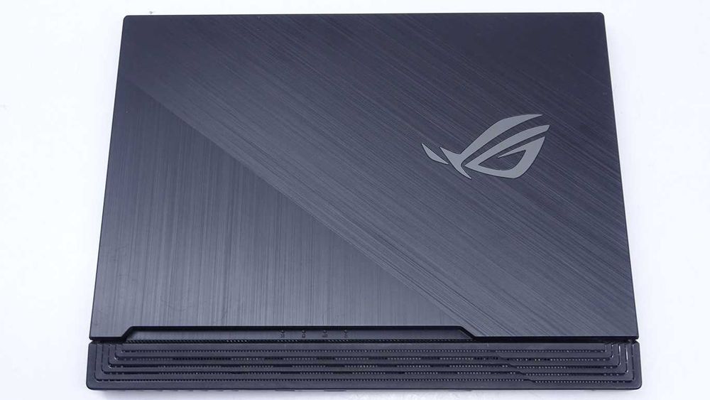 Laptop Asus Rog Strix G531G i5-9300H 16/256GB SSD + 1TB HDD GTX1650