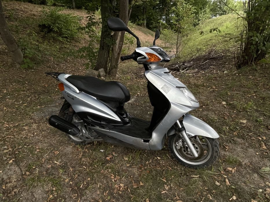 Скутер ямаха Hofer 125