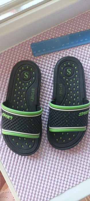 Взуття,шльопанці для хлопчика