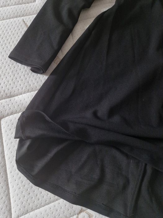 Czarna bluzka H&M z długim rękawem, nowa z metką, 42 XL plus size

Kla