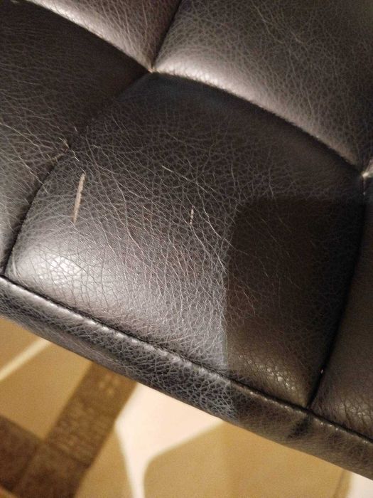 Стілець для майстра візажу