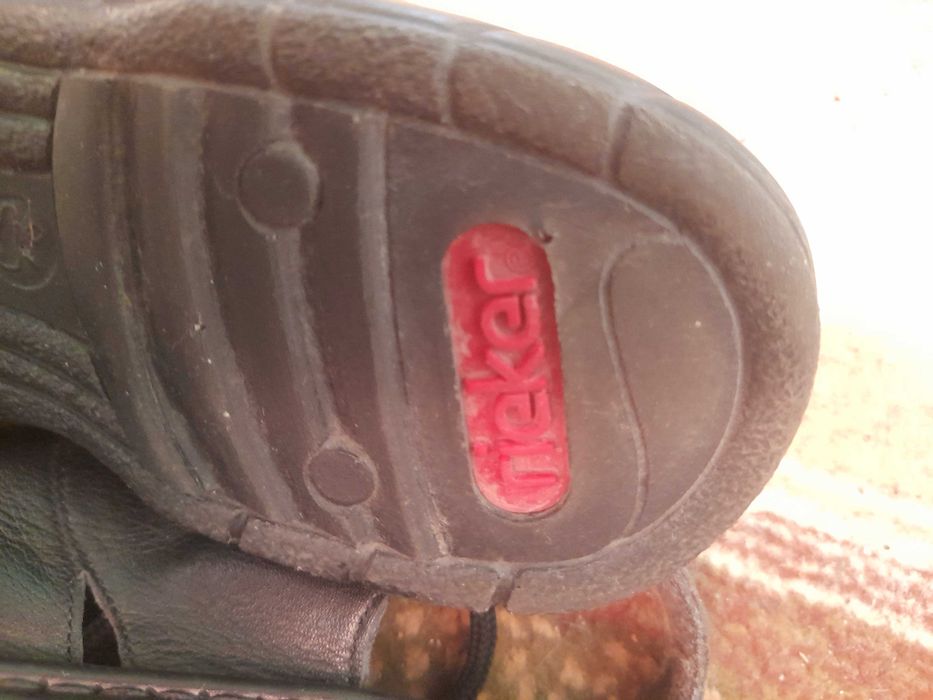 Сандалії (босоніжки) жіночі, розм: 36-37 Німеччина. Натуральна шкіра!