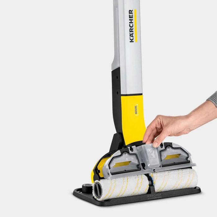 Пилосос миючий акумуляторний Karcher FC 3 Cordless