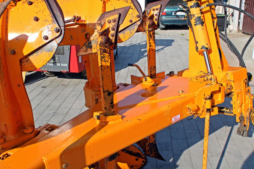 Pług obrotowy 3-skibowy HUARD / KUHN RL 301 / Przedpłużki / Koło gumowe / Stan BDB