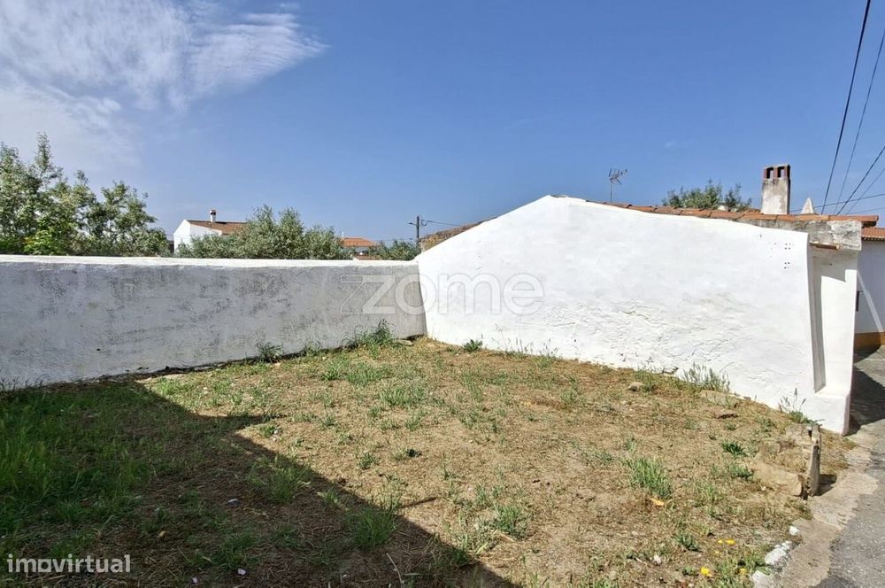 Terreno Urbano para construção — Almodôvar E Graça Dos Padrões, Beja