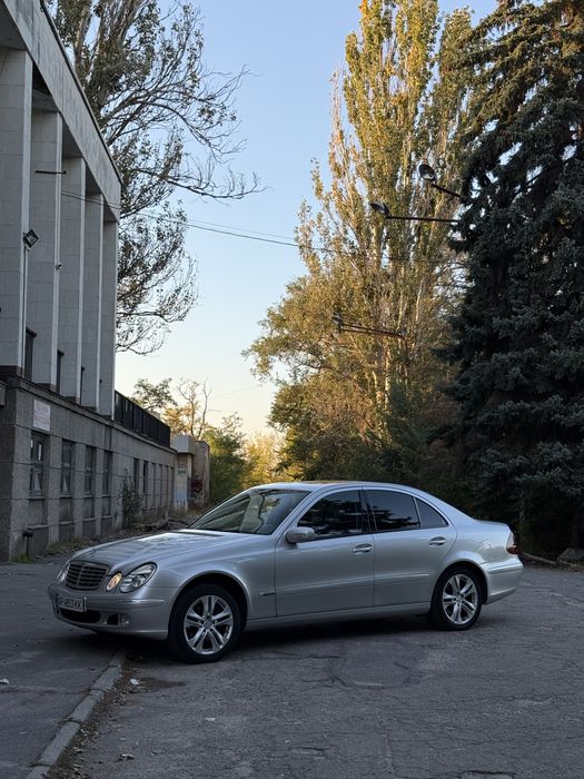 Mercedes w211 e220 cdi Elegance