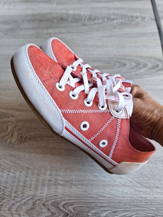 Trampki damskie nowe Helly Hansen r.38 koralowe