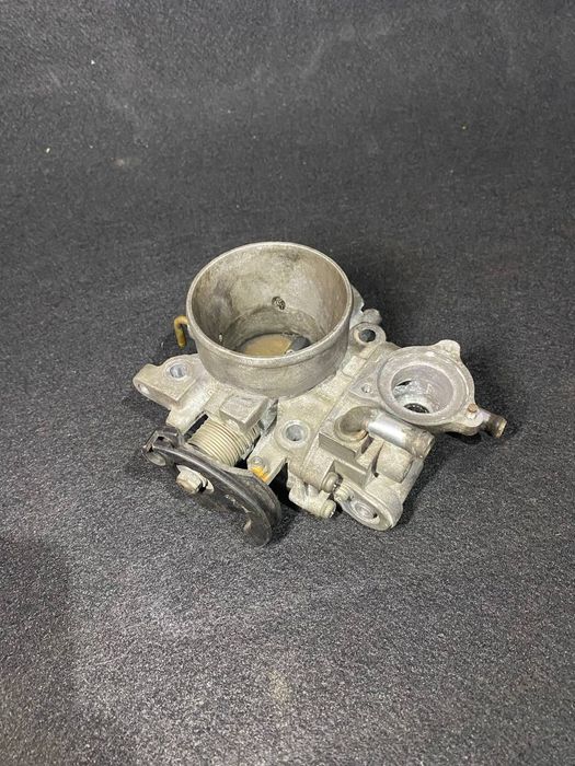 Дросельна заслінка Mitsubishi Lancer 9 1.6 4g18