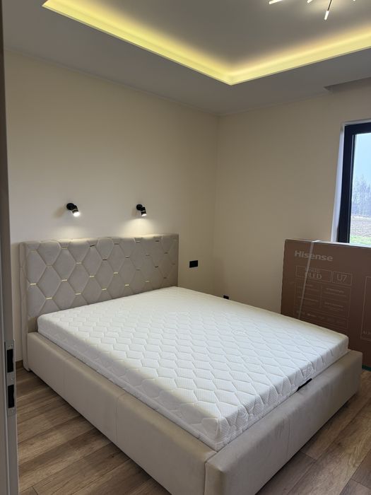 Nowe Łóżko Tapicerowane z Materacem i Pojemnikiem 160x200 PRODUCENT