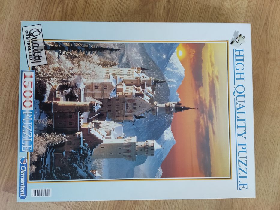 Sprzedam puzzle Różne wielkości