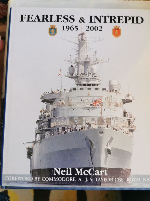 Fearless and intrepid 1965 2002 Neil McCart okręty wojenne