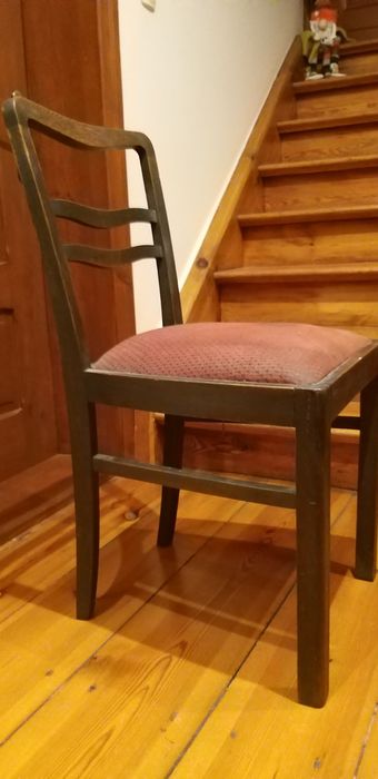 Stare dębowe międzywojenne krzesła