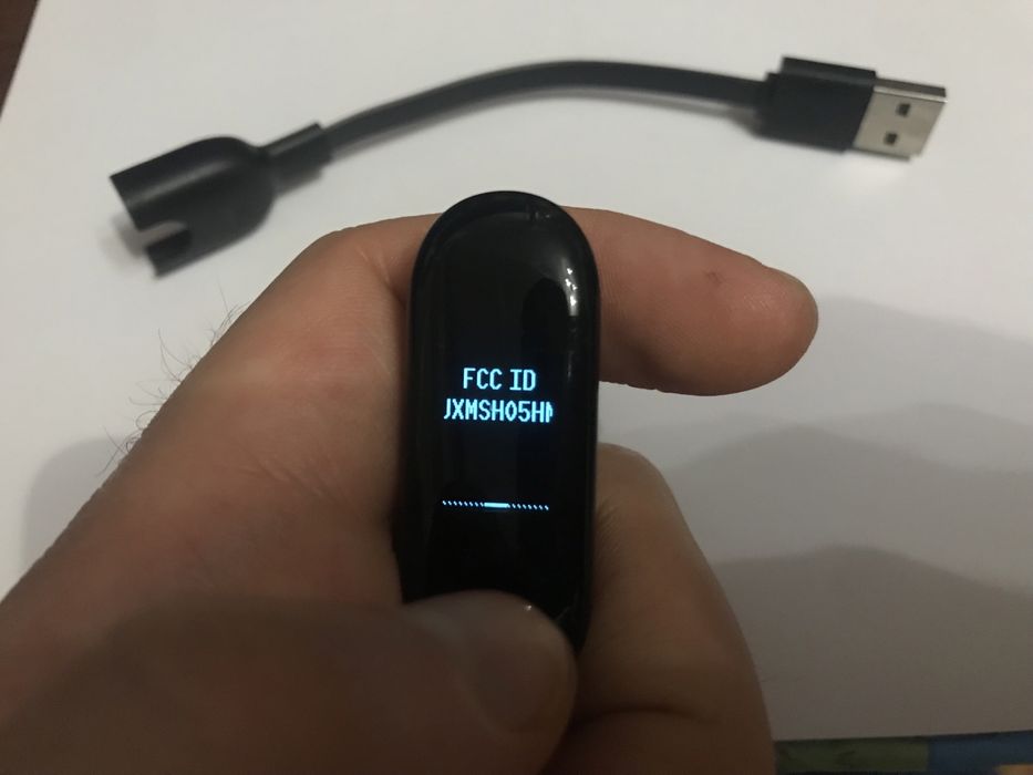 Смарт браслет xiaomi