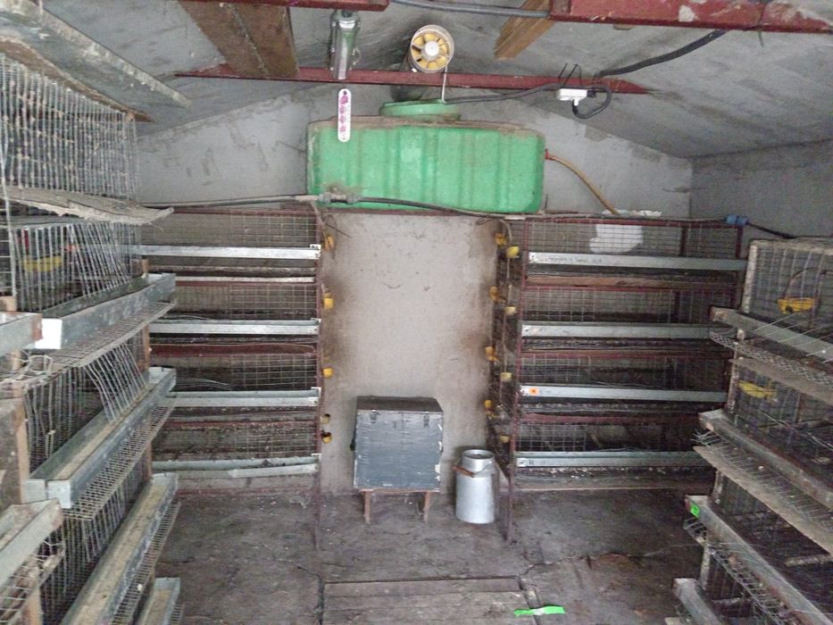 Продам Б/У клетки для перепелов.