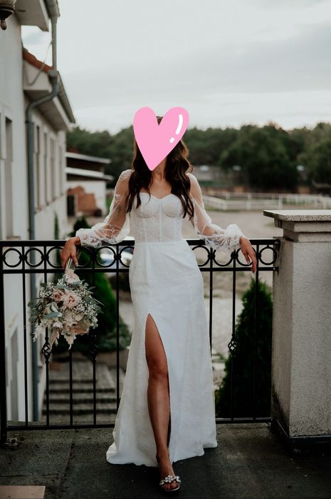 Suknia ślubna szyta na miarę.