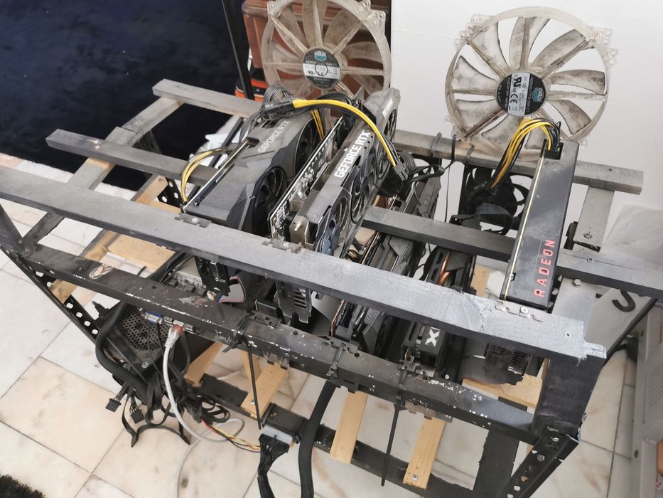 Mining rig 300 mh/s64283891358595122