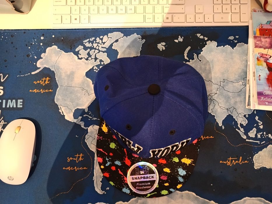 Vendo boné  azul às cores verdadeiro loja de Londres chapéu bom estar